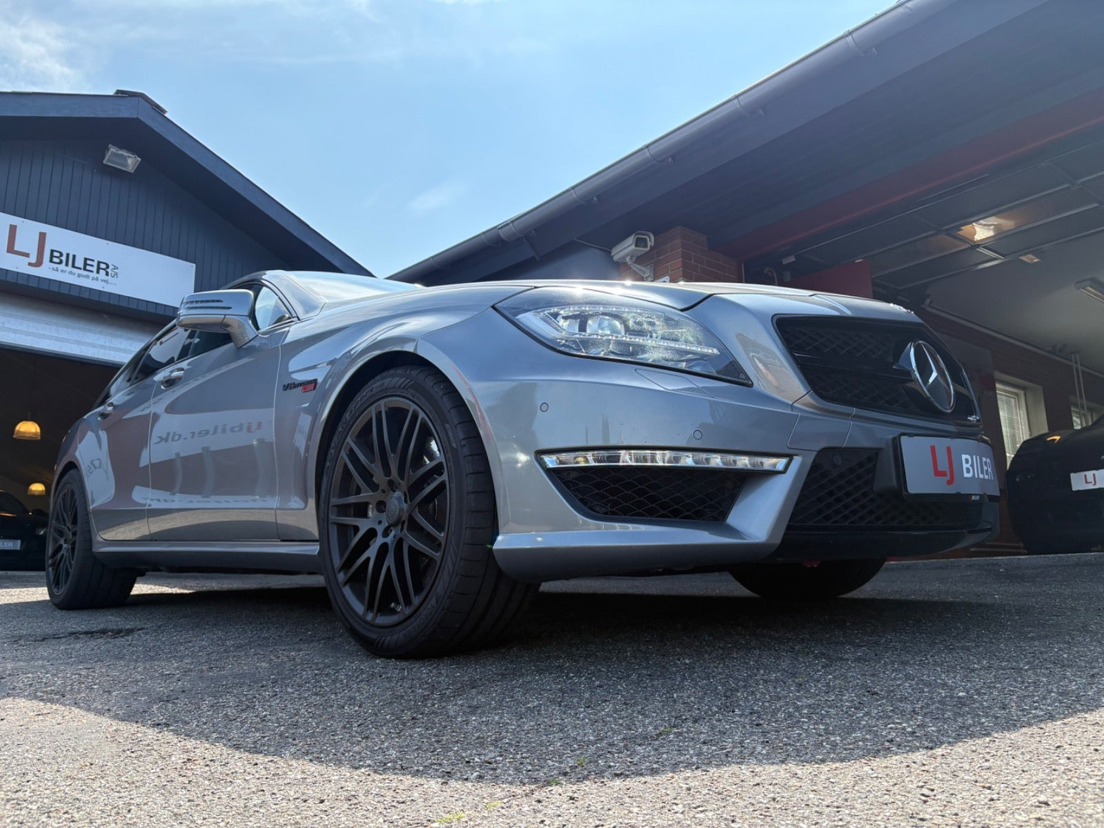 Grå Mercedes CLS63 fra 2013