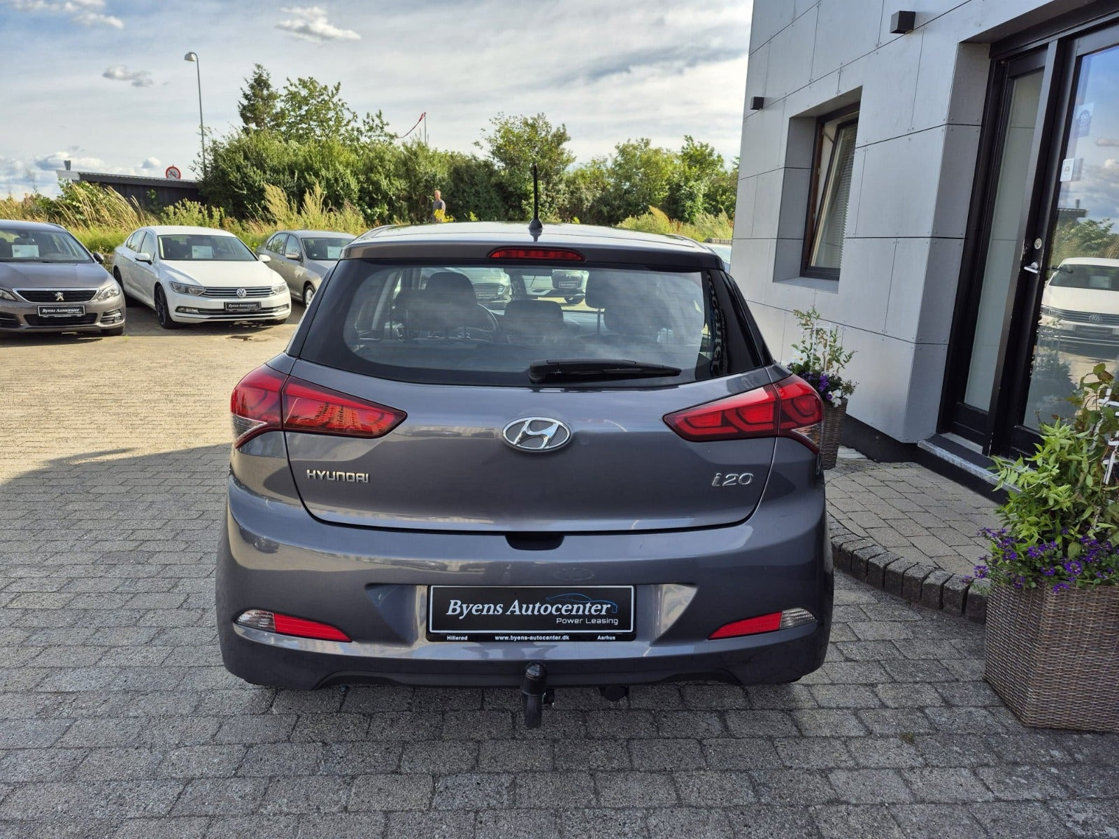 Blå Hyundai i20 fra 2017