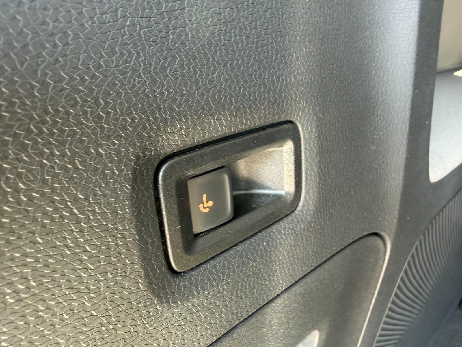 Sort VW ID.Buzz fra 2024