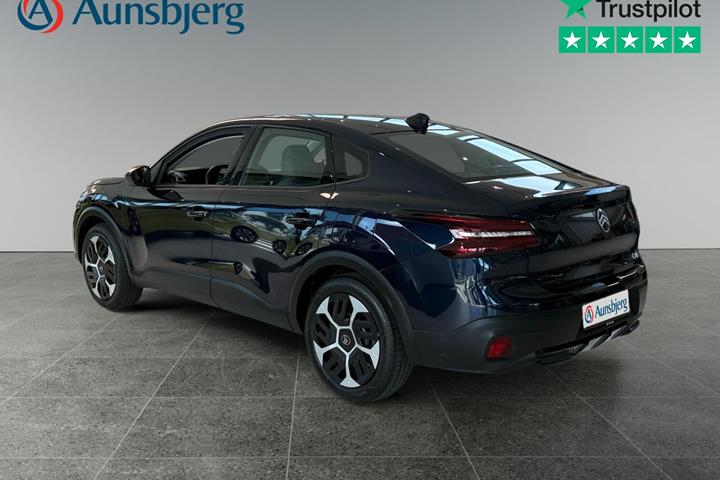 Blå Citroën ë-C4 X fra 2025