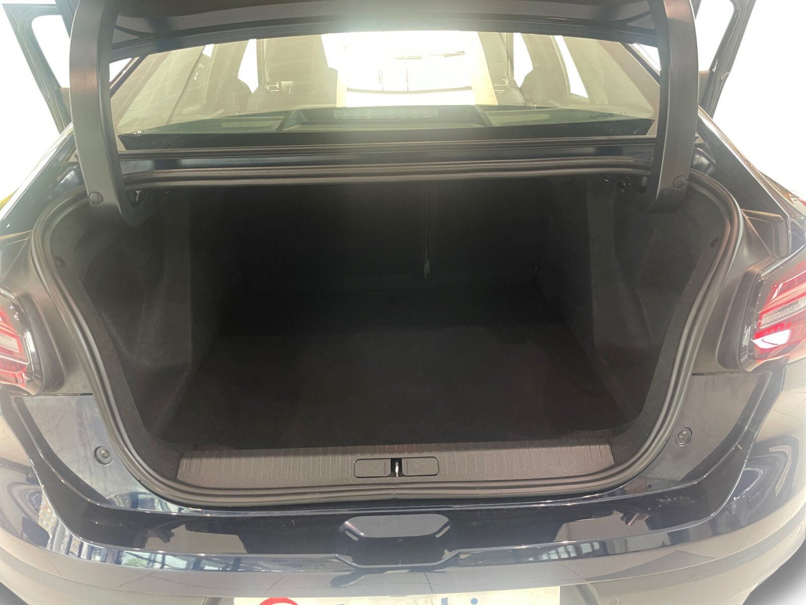 Blå Citroën ë-C4 X fra 2025