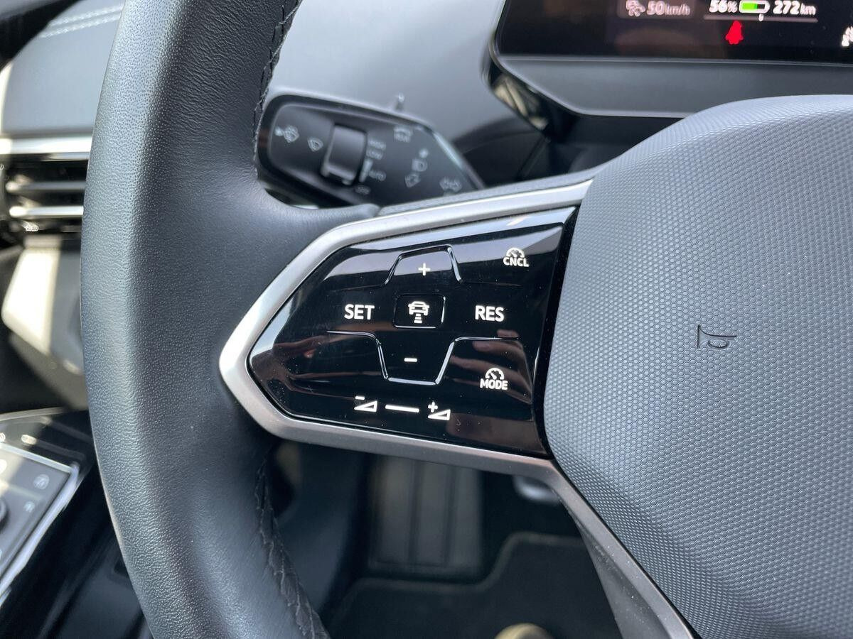 Hvid VW ID.4 fra 2025