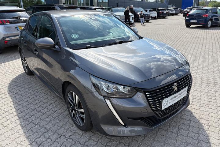 Rød Peugeot 208 fra 2021