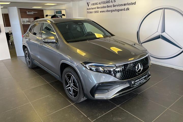 Grå Mercedes EQA250+ fra 2025
