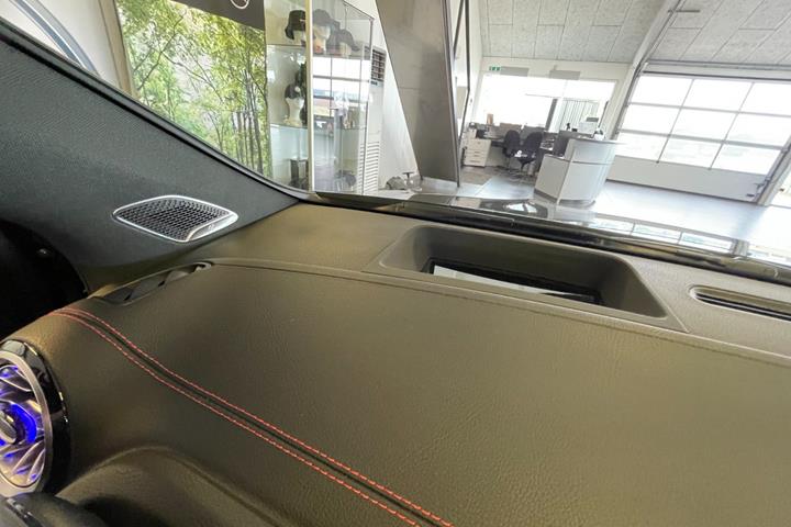 Sort Mercedes EQA250+ fra 2025