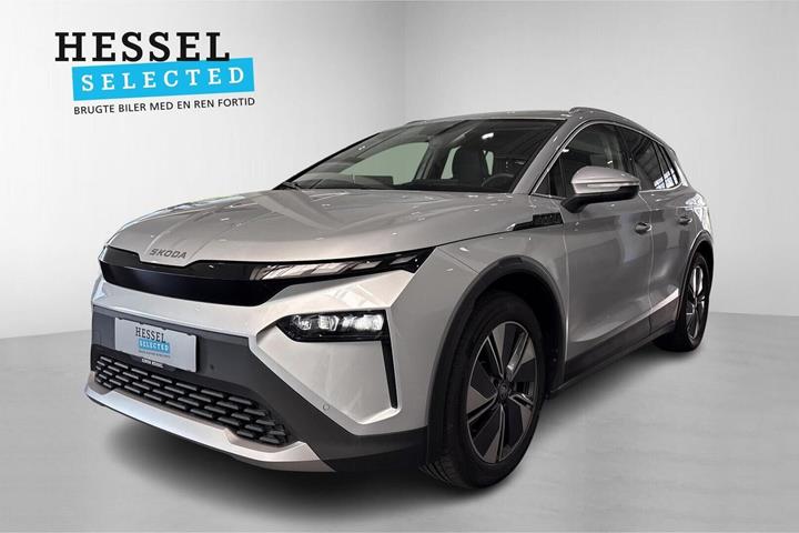 Hvid Skoda Elroq fra 2025 set udefra