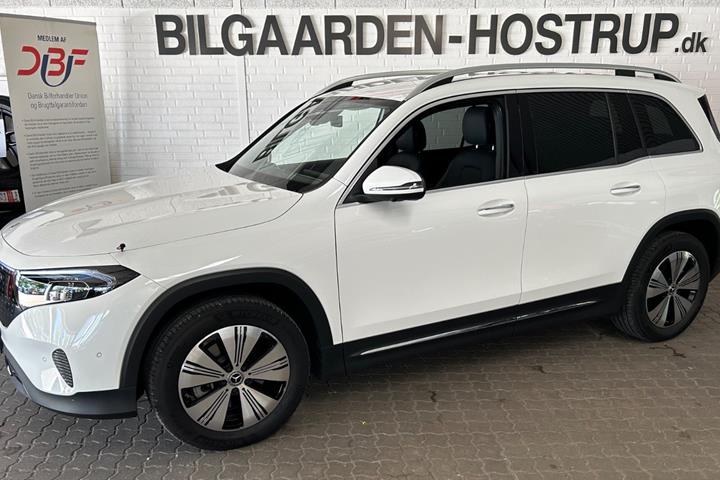 Hvid Mercedes EQB250+ fra 2024