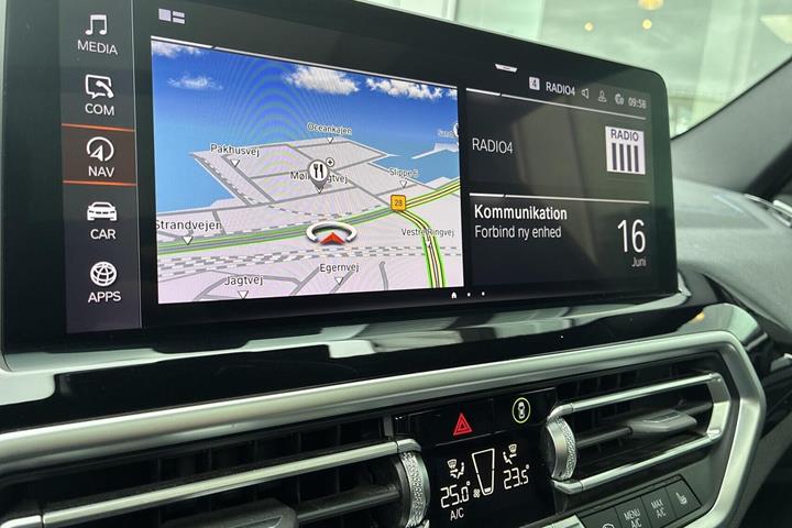 Sort BMW iX3 fra 2024