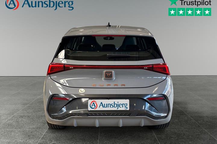 Grå Cupra Born fra 2022