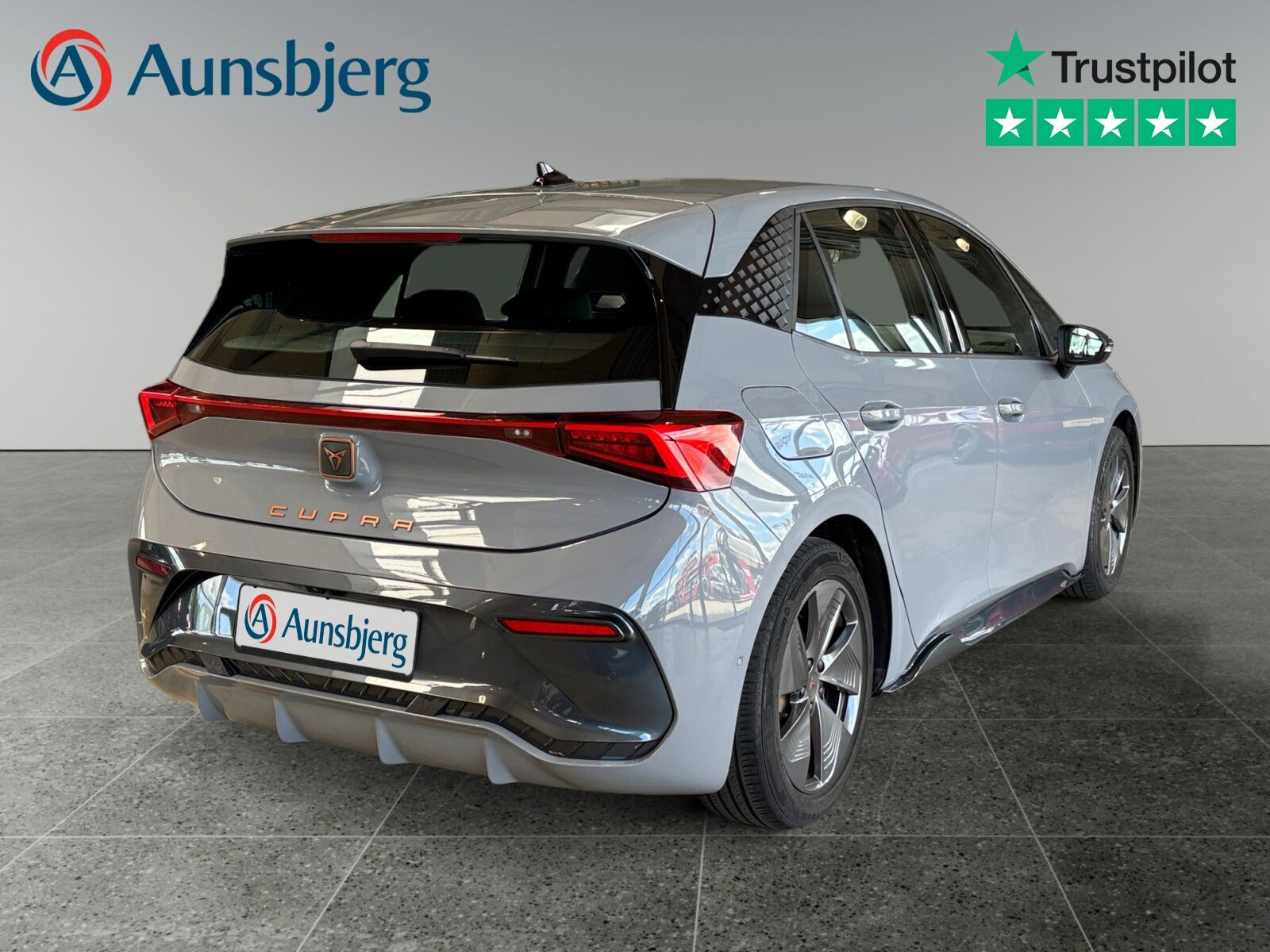 Grå Cupra Born fra 2022