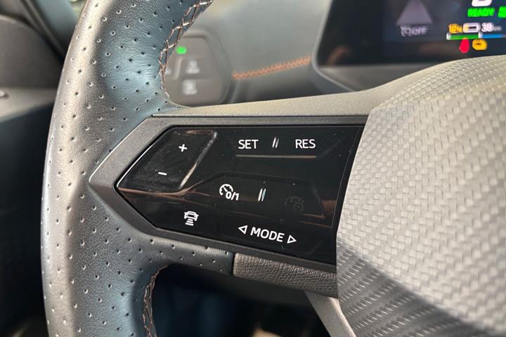 Grå Cupra Born fra 2022