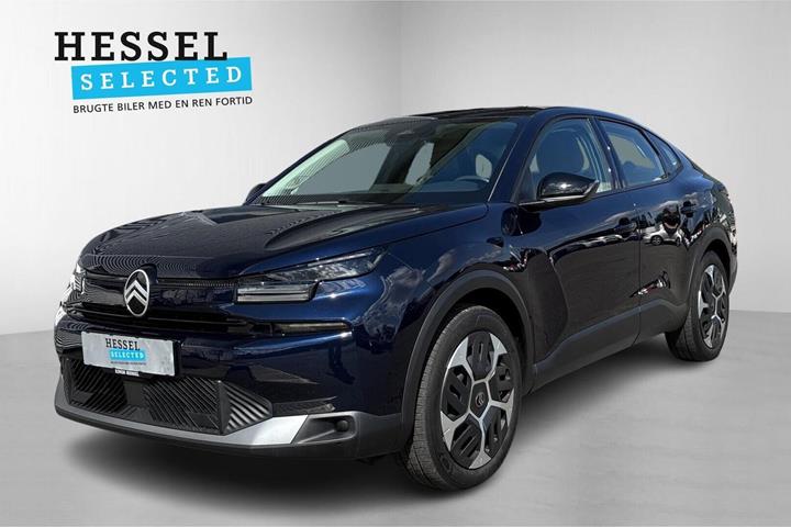 Blå Citroën ë-C4 X fra 2025 set udefra