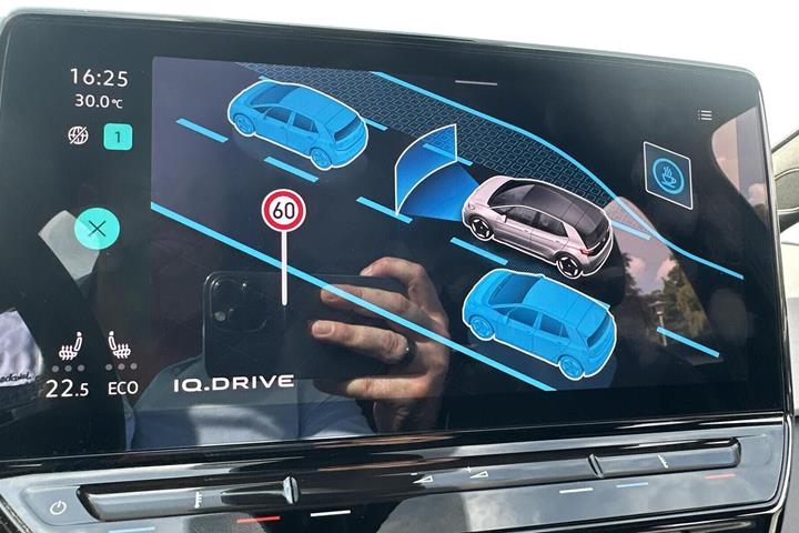 Grå VW ID.3 fra 2024