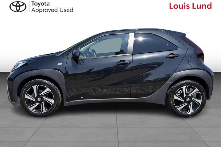 Sort Toyota Aygo X fra 2022