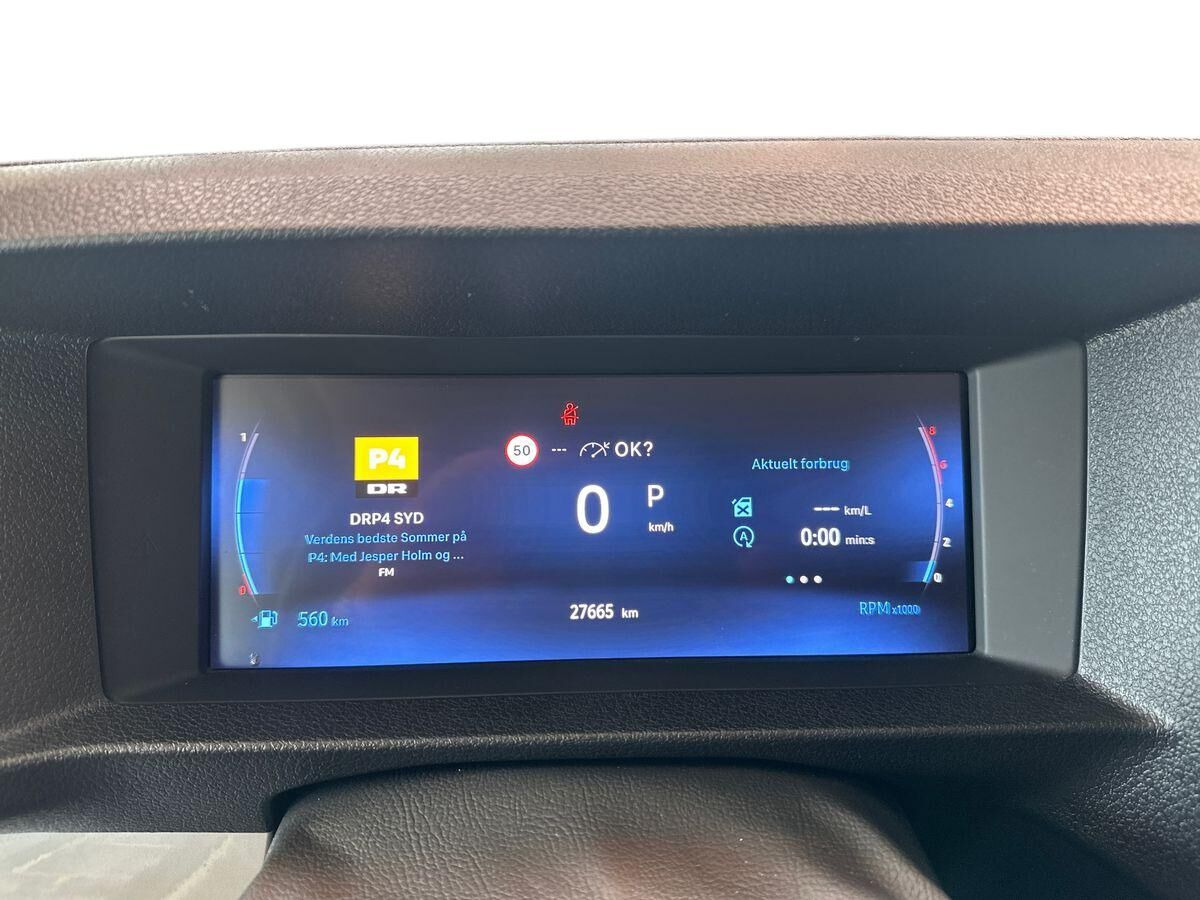 Hvid Toyota ProAce fra 2024