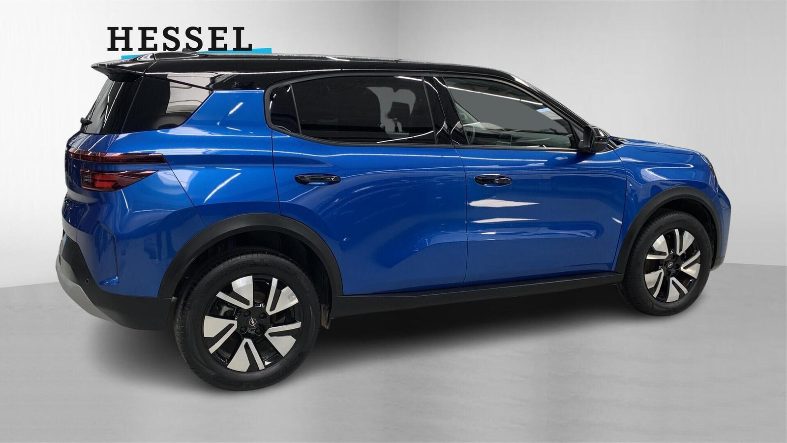 Blå Opel Frontera fra 2025