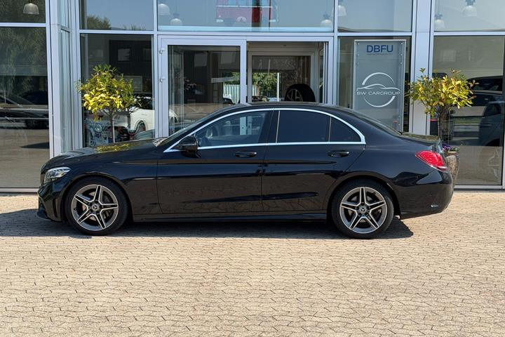 Sort Mercedes C220 d fra 2019