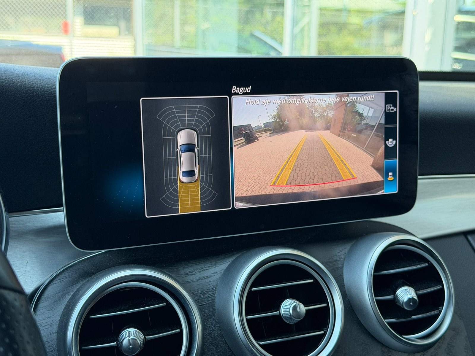 Sort Mercedes C220 d fra 2019