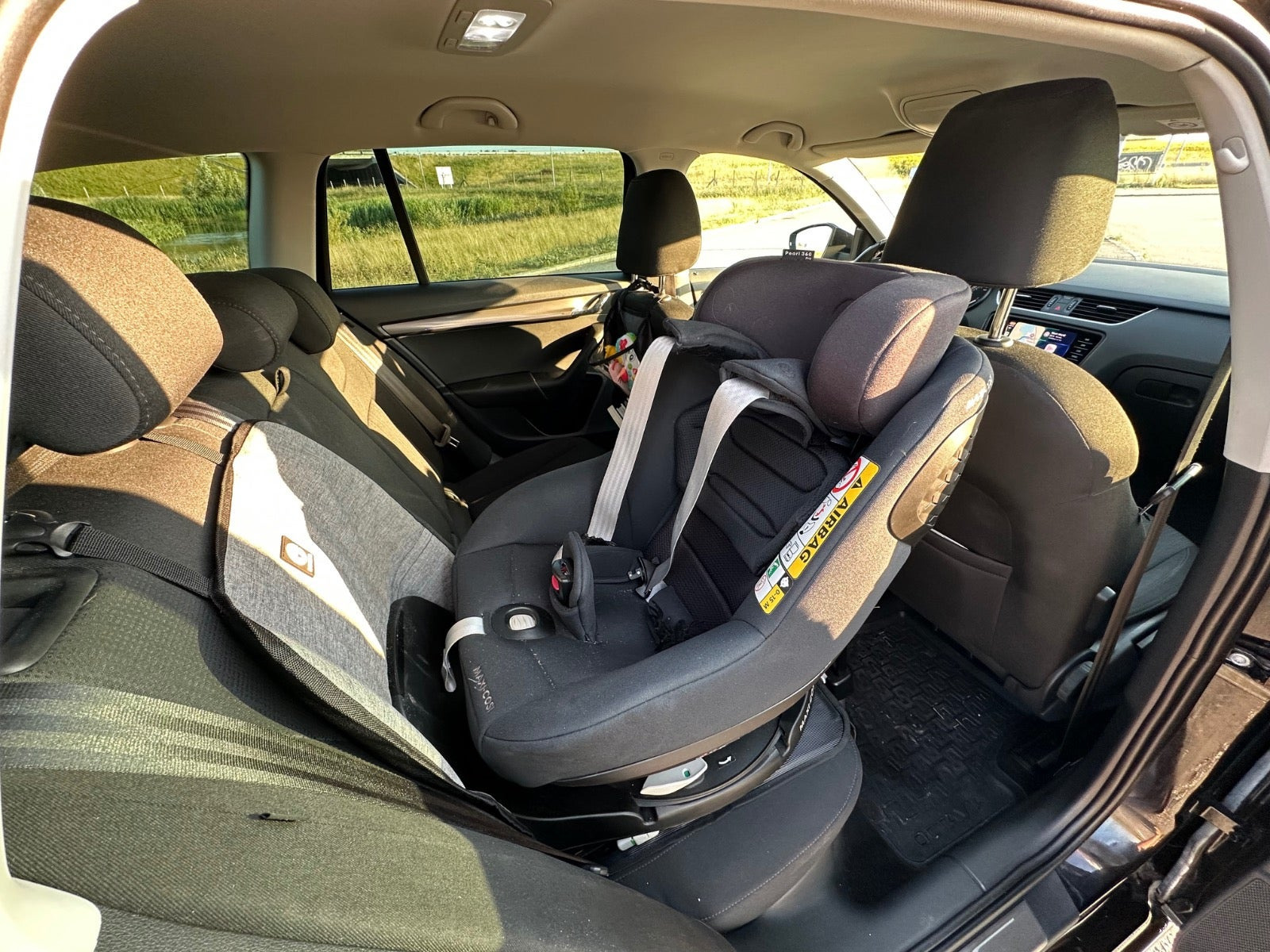 Sort Skoda Octavia fra 2019