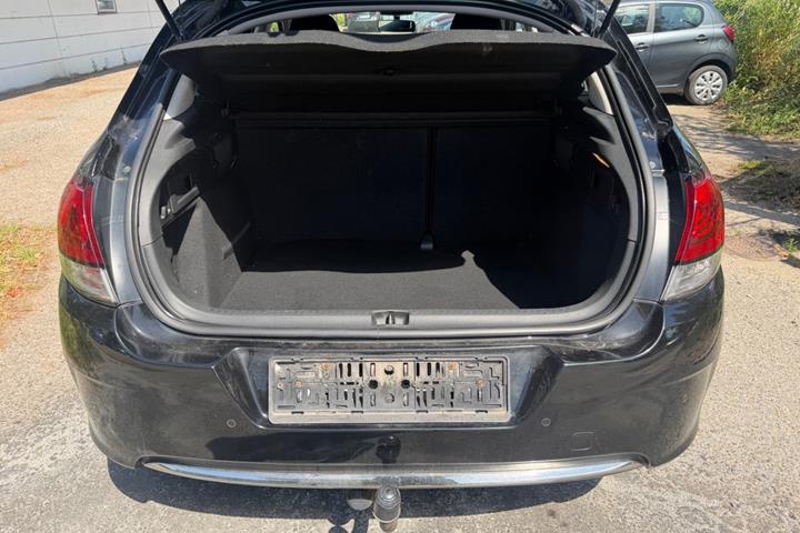 Grøn Citroën C4 fra 2018