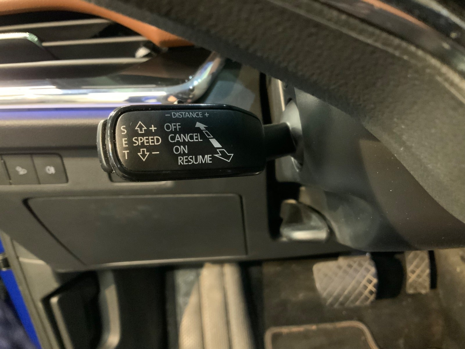 Blå Skoda Enyaq fra 2022