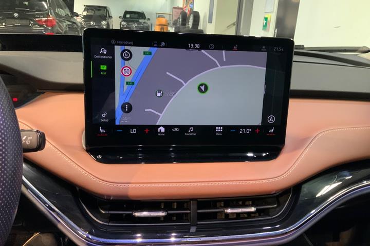 Blå Skoda Enyaq fra 2022