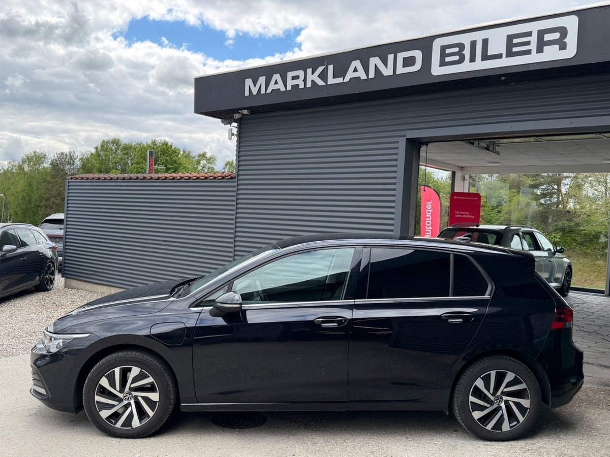 Sort VW Golf VIII fra 2021