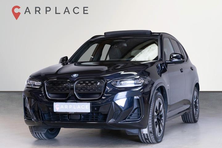 Sort BMW iX3 fra 2023