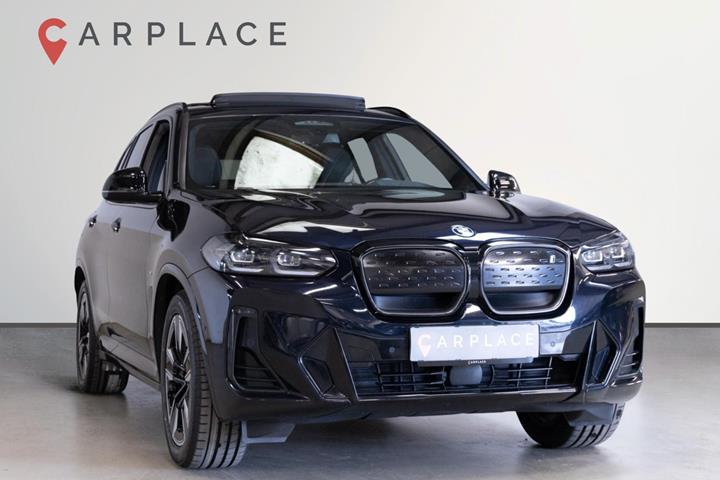 Sort BMW iX3 fra 2023