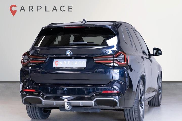 Sort BMW iX3 fra 2023
