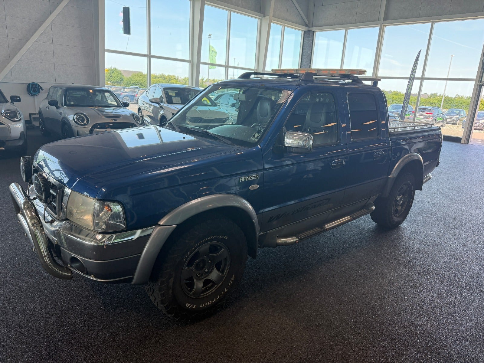 Blå Ford Ranger fra 2005
