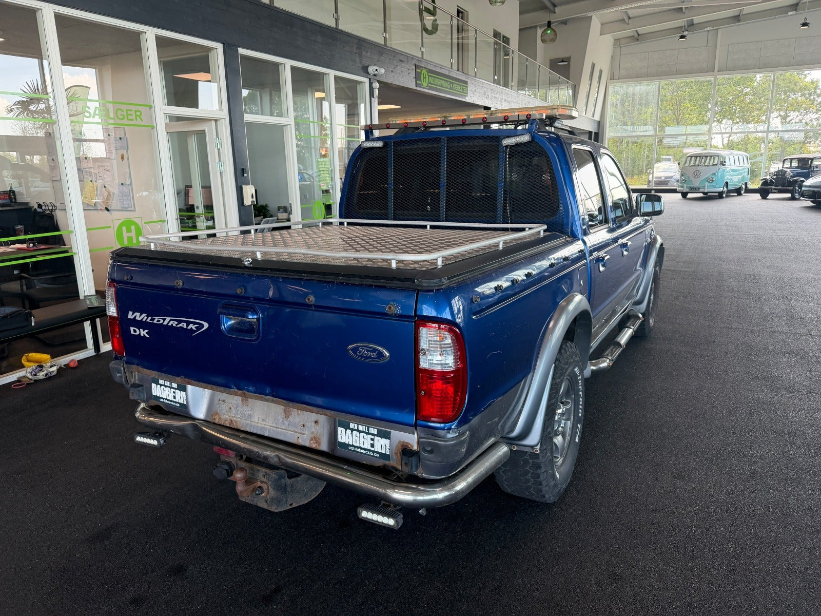 Blå Ford Ranger fra 2005