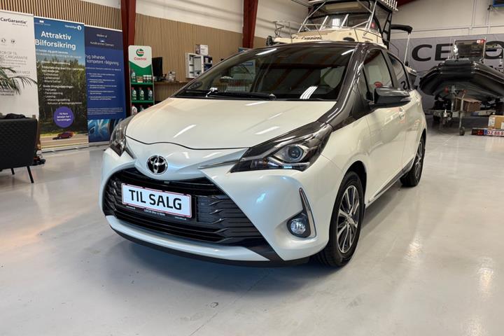 Hvid Toyota Yaris fra 2019