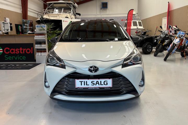 Hvid Toyota Yaris fra 2019