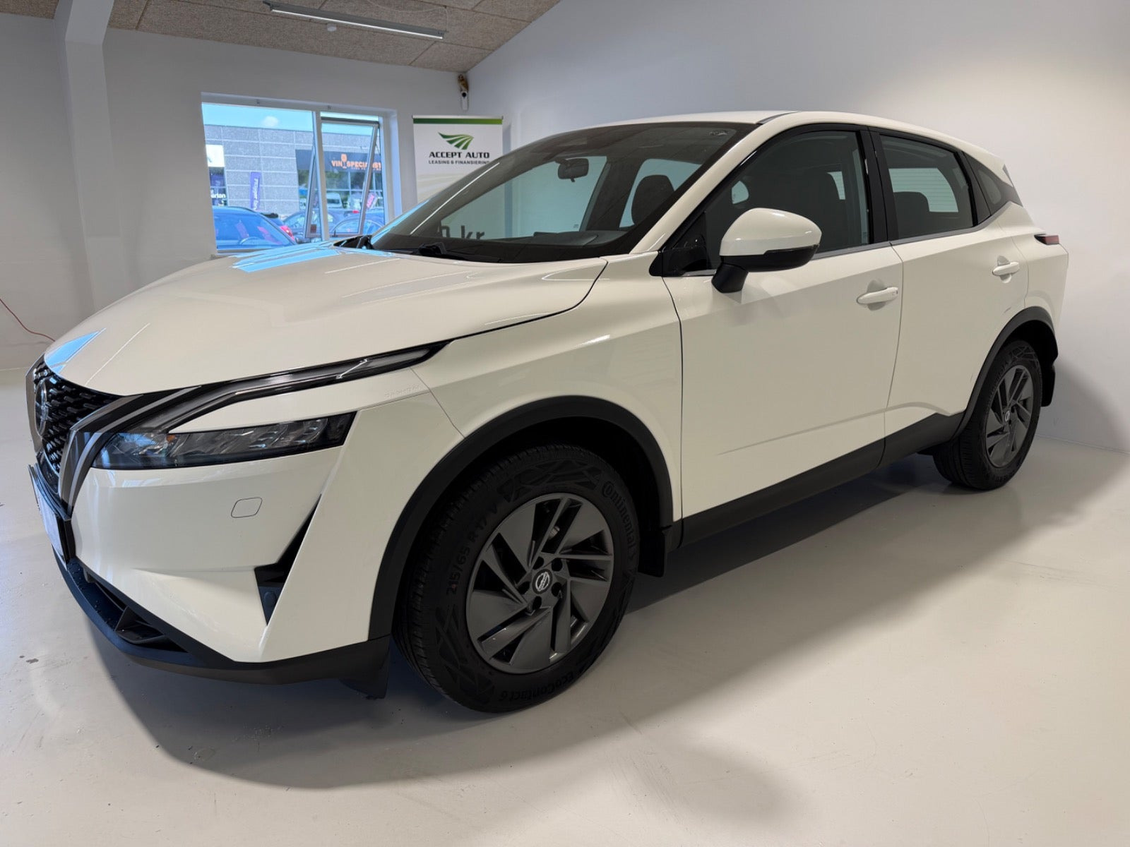 Hvid Nissan Qashqai fra 2021