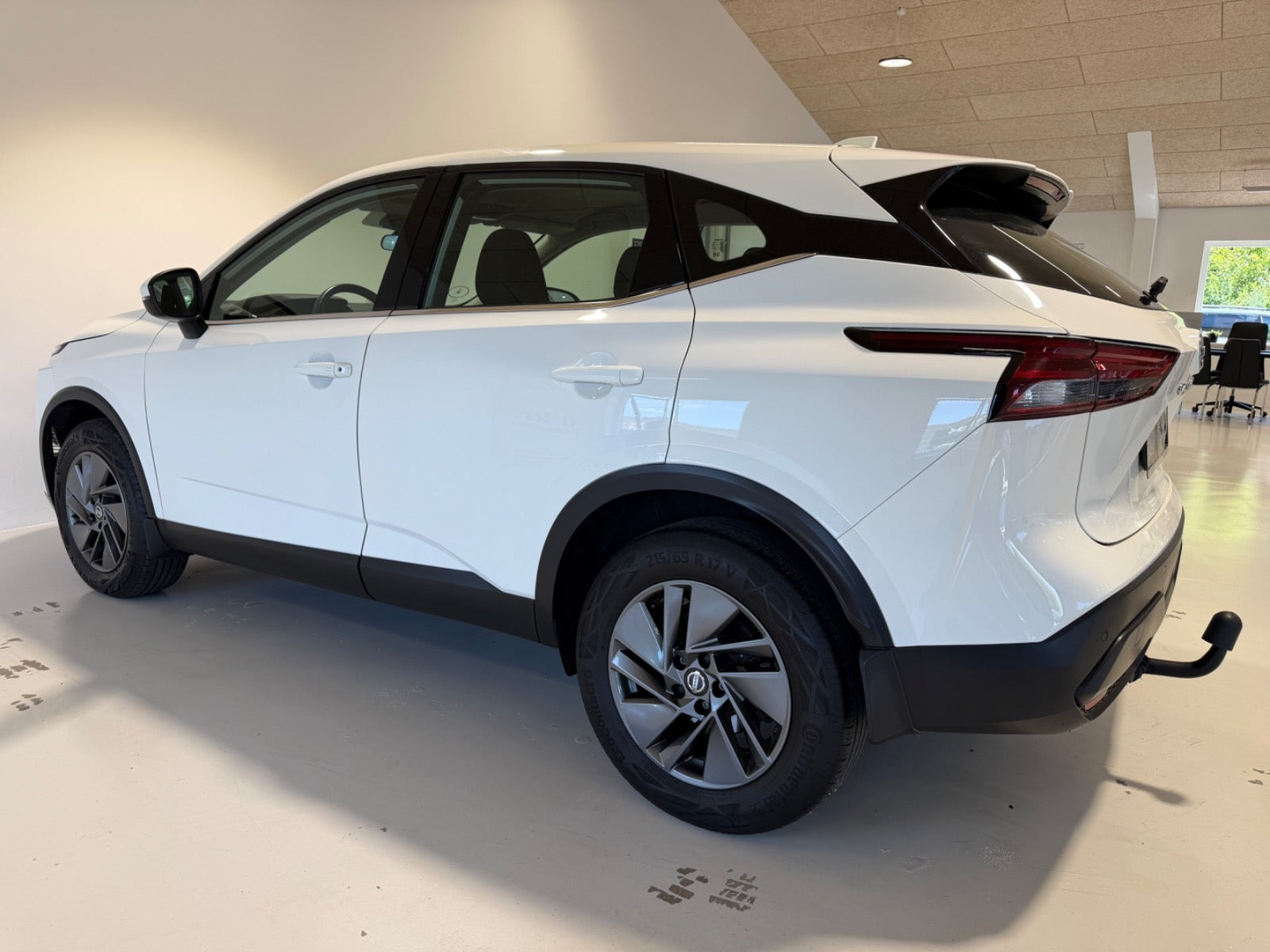 Hvid Nissan Qashqai fra 2021
