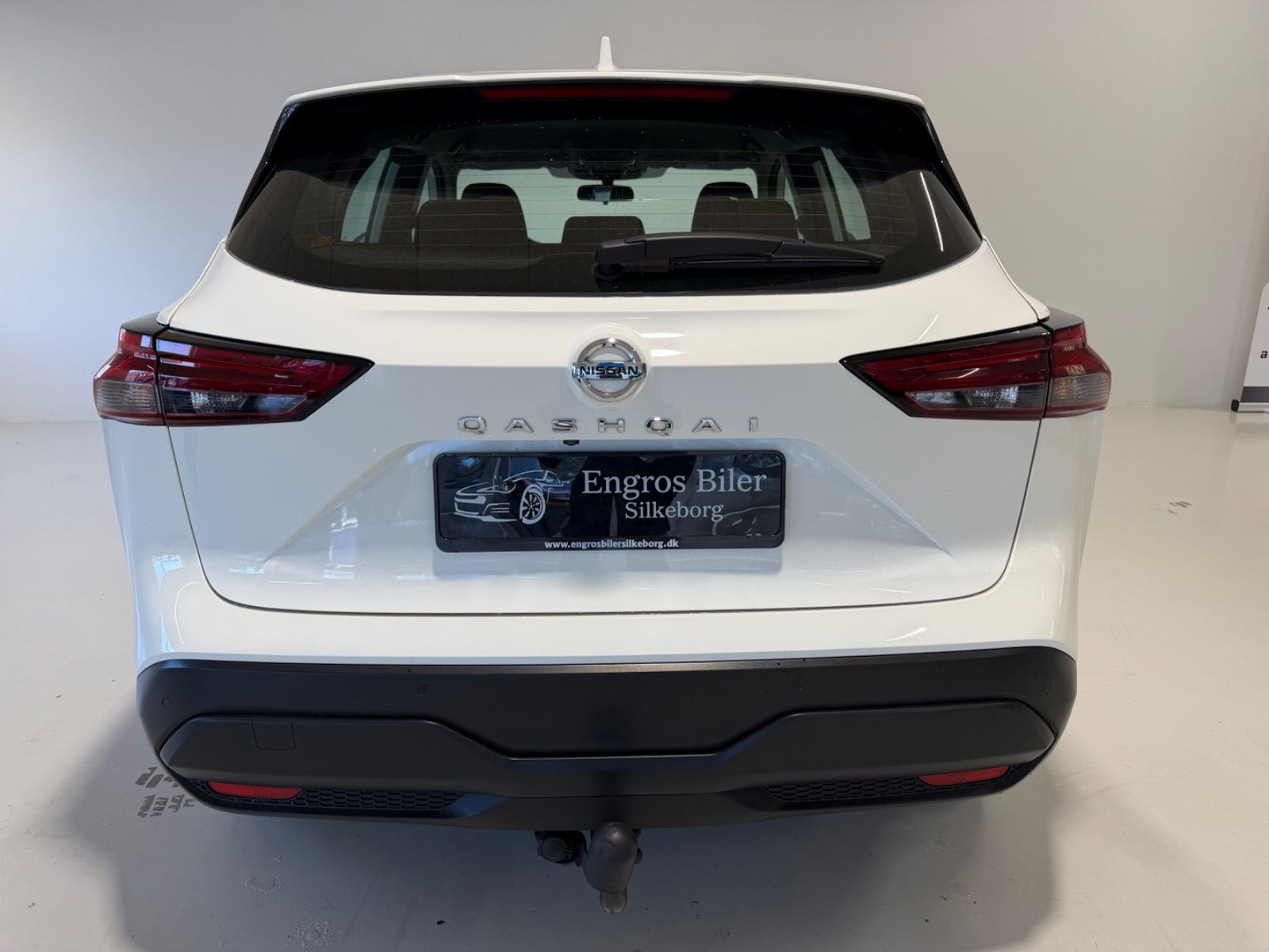 Hvid Nissan Qashqai fra 2021
