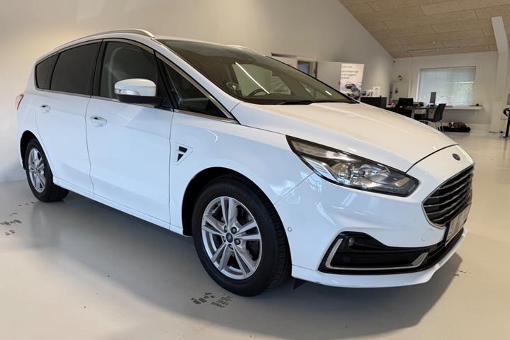 Hvid Ford S-MAX fra 2021