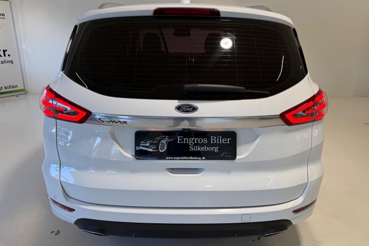 Hvid Ford S-MAX fra 2021
