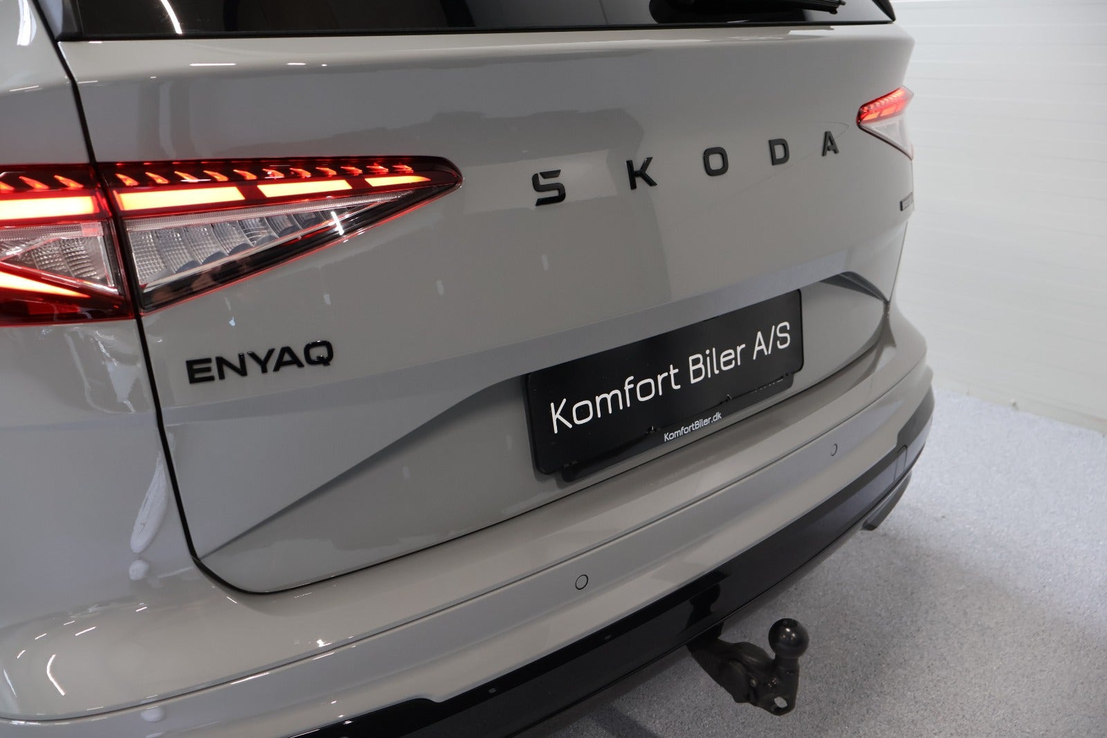Grå Skoda Enyaq fra 2026