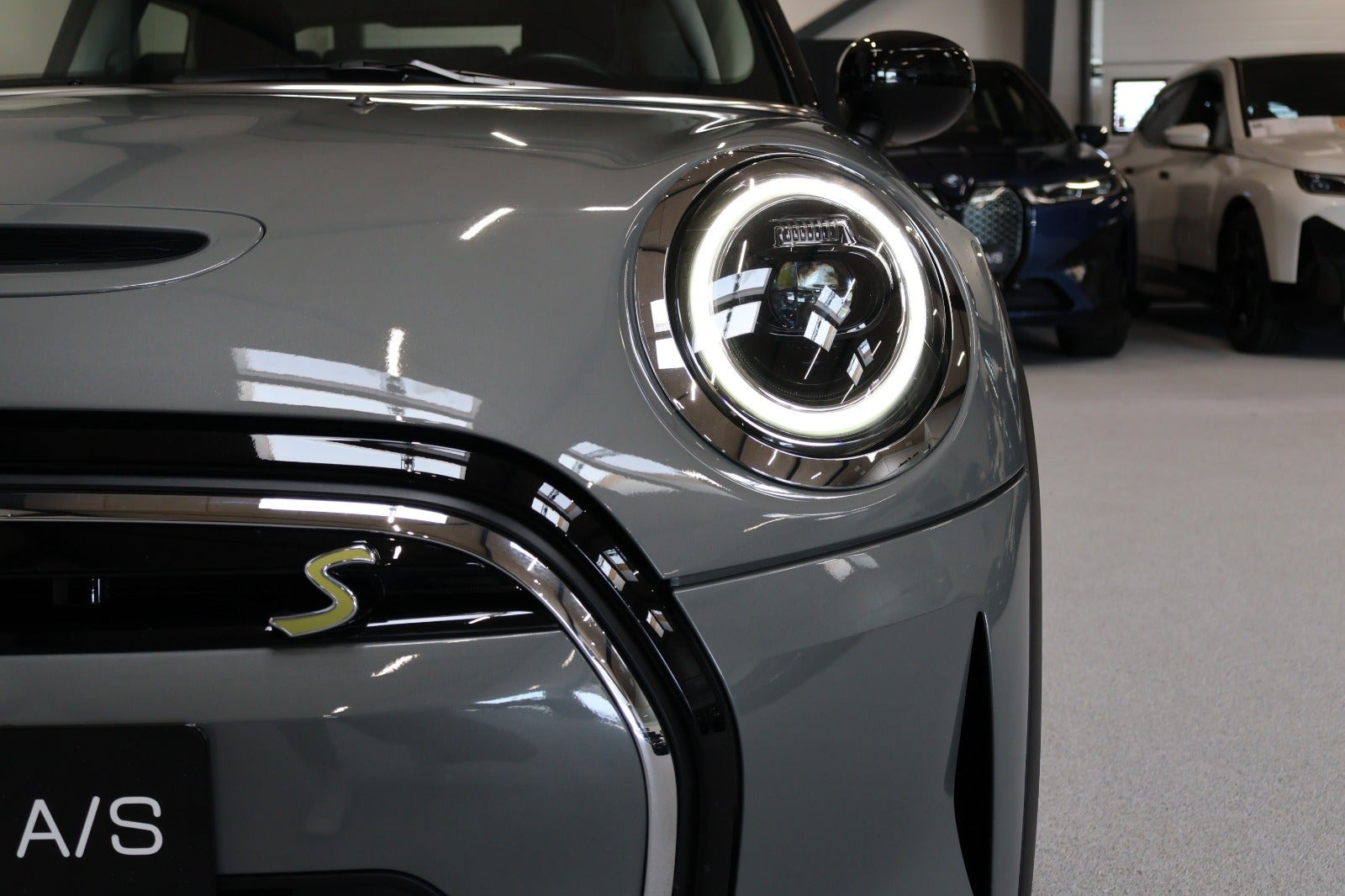 Grå Mini Cooper SE fra 2021