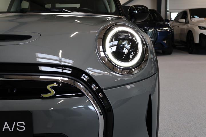 Grå Mini Cooper SE fra 2021
