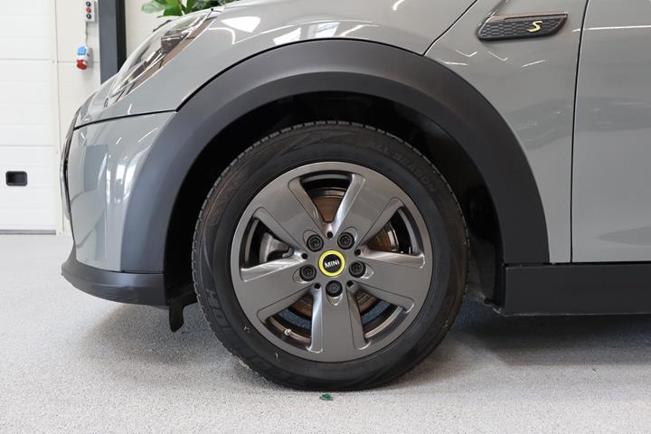 Grå Mini Cooper SE fra 2021