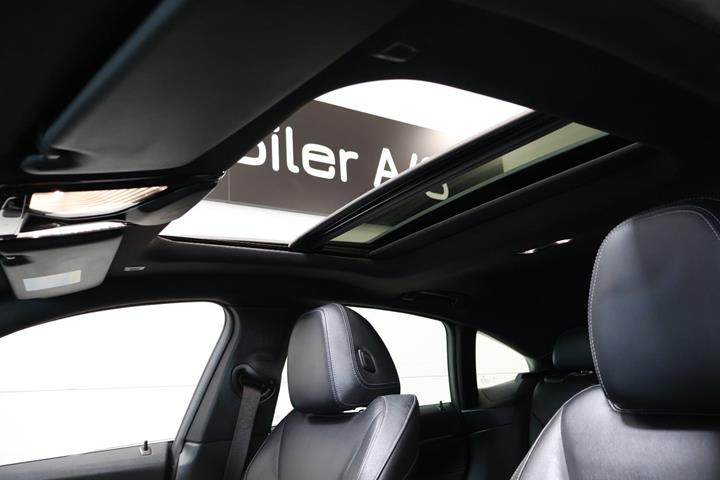 Grå BMW i4 fra 2022