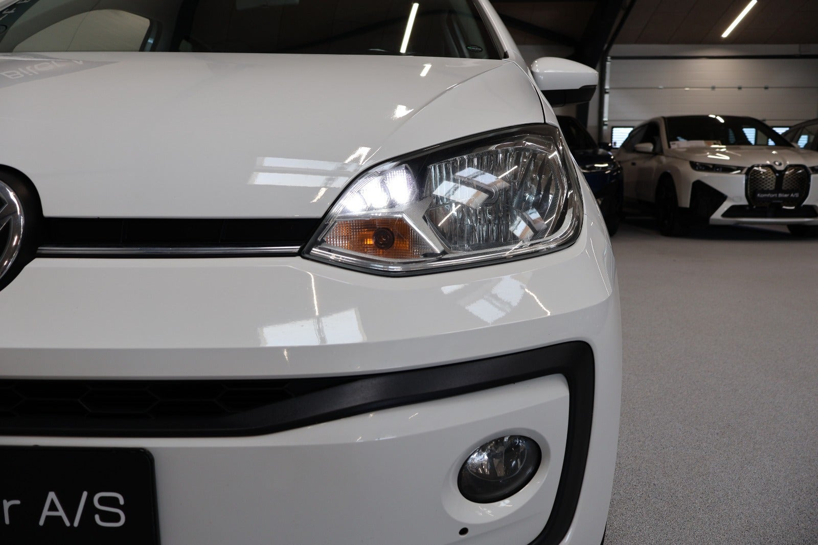 Hvid VW UP! fra 2018