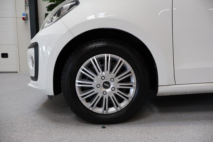 Hvid VW UP! fra 2018