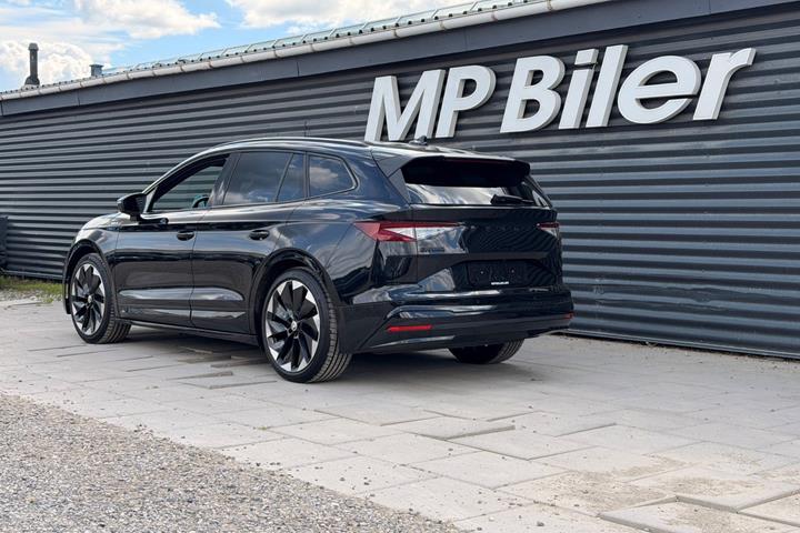 Sort Skoda Enyaq fra 2022