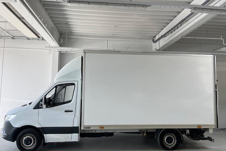 Hvid Mercedes Sprinter 317 fra 2020