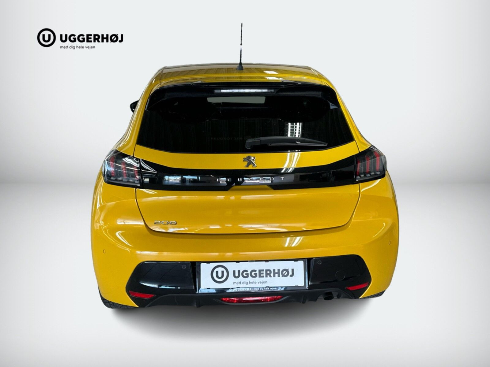Gul Peugeot 208 fra 2021