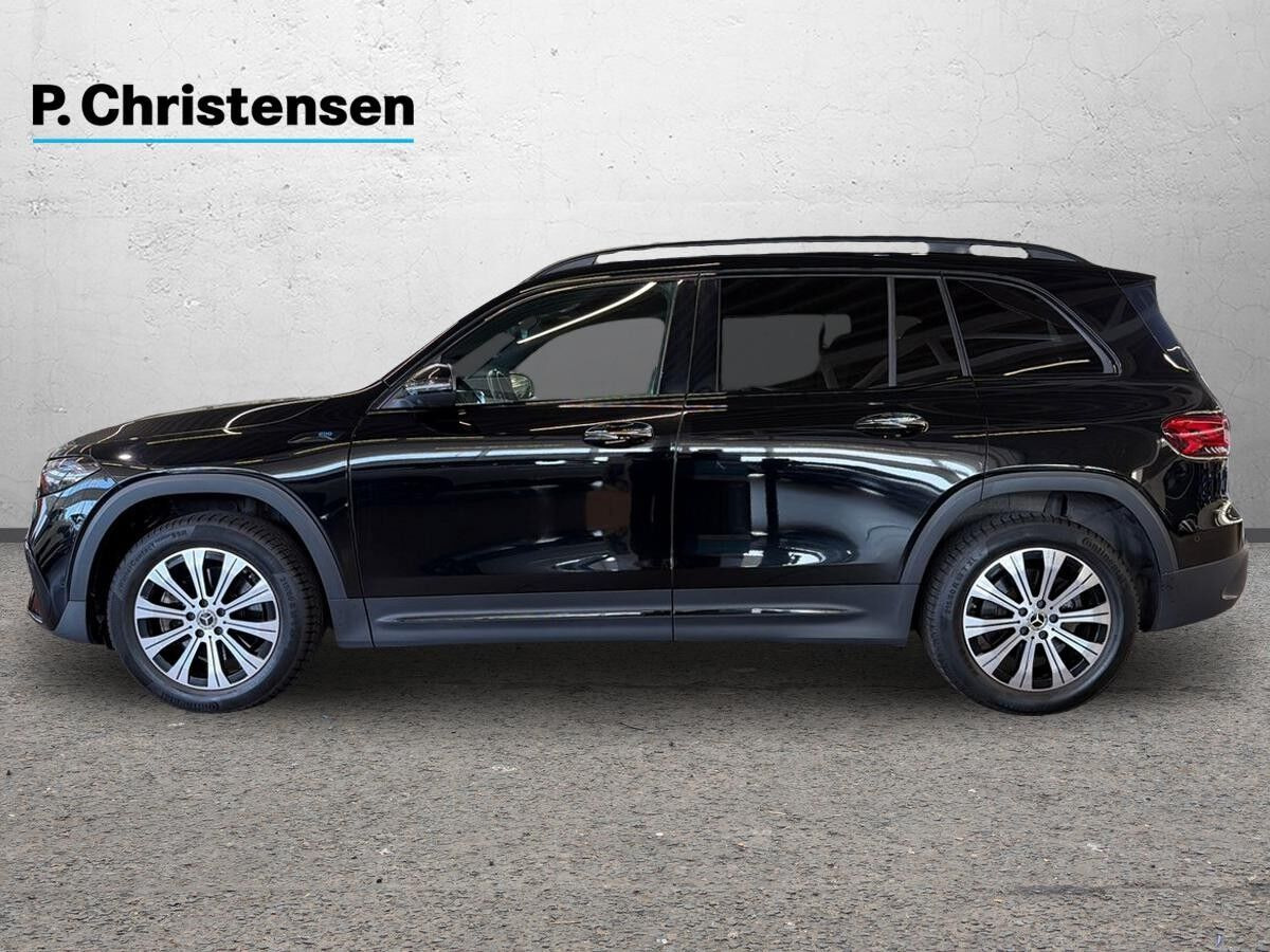 Sort Mercedes EQB350 fra 2023